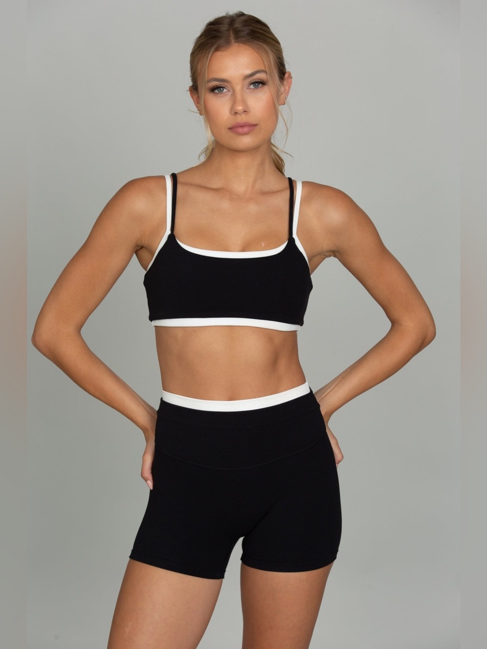 Gold Hinge BLACK DOUBLE WAIST STRYDEFORM SHORT
